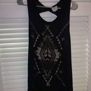 Long tank top with Aztec design